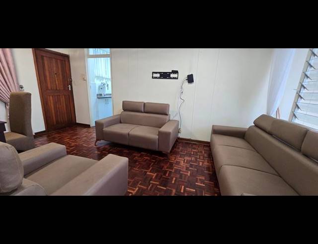 1 BEDROOM APARTMENT FOR SALE IN WINDERMERE